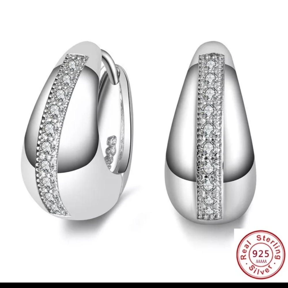 SOOLD.  925 SILVER EARRINGS,